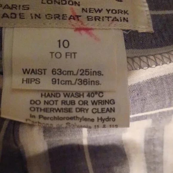 SIZE 10 JAEGER 2 PIECE SUIT - Picture 6 of 6